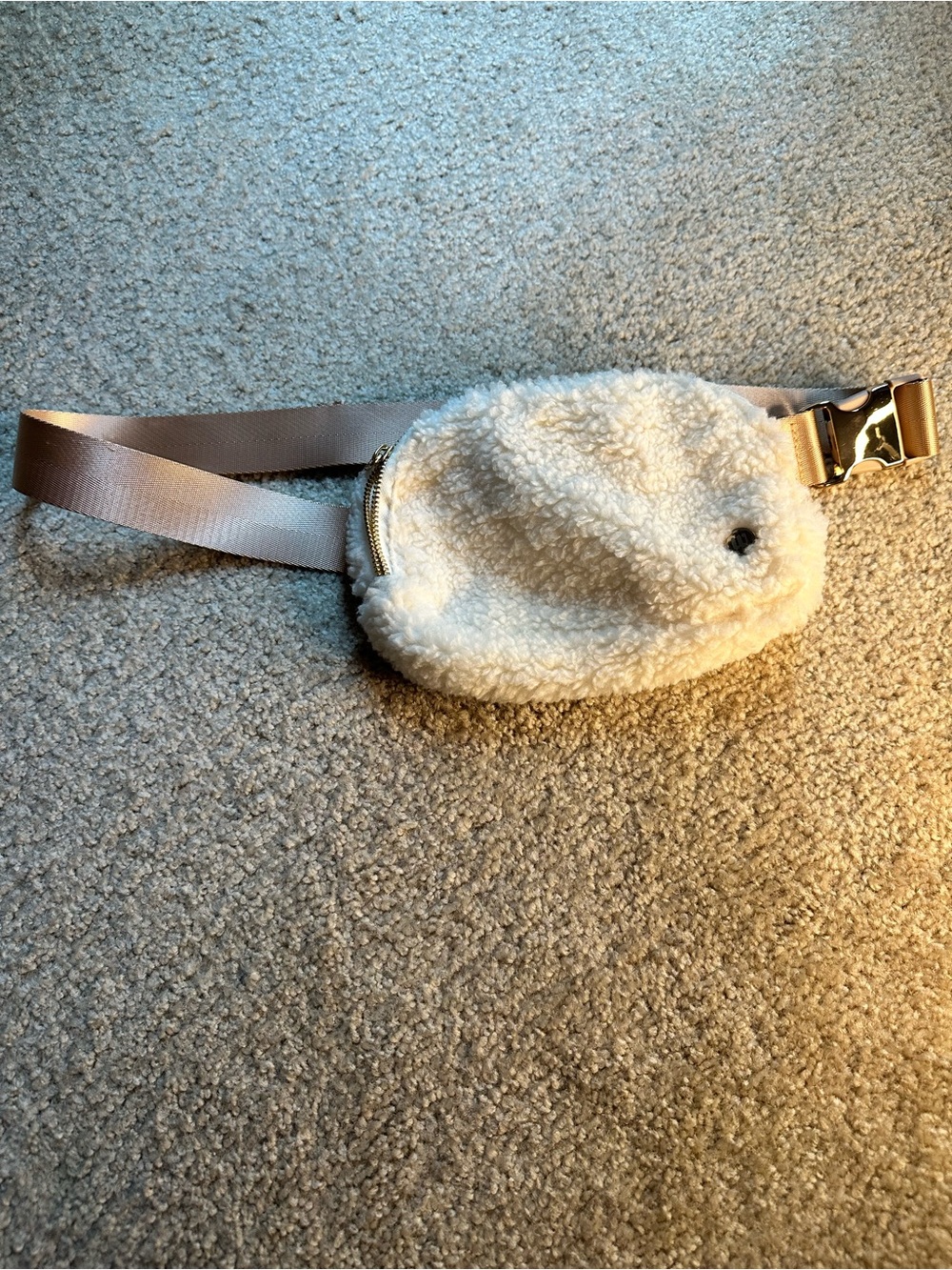 Faux Shearling Crossbody Belt Bag in Cream